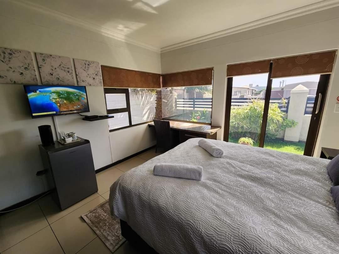 Carlo'S Boutique Guesthouse ウォルビスベイ 部屋 写真